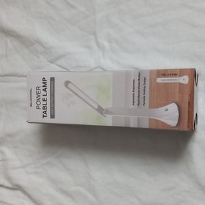 Power table lamp